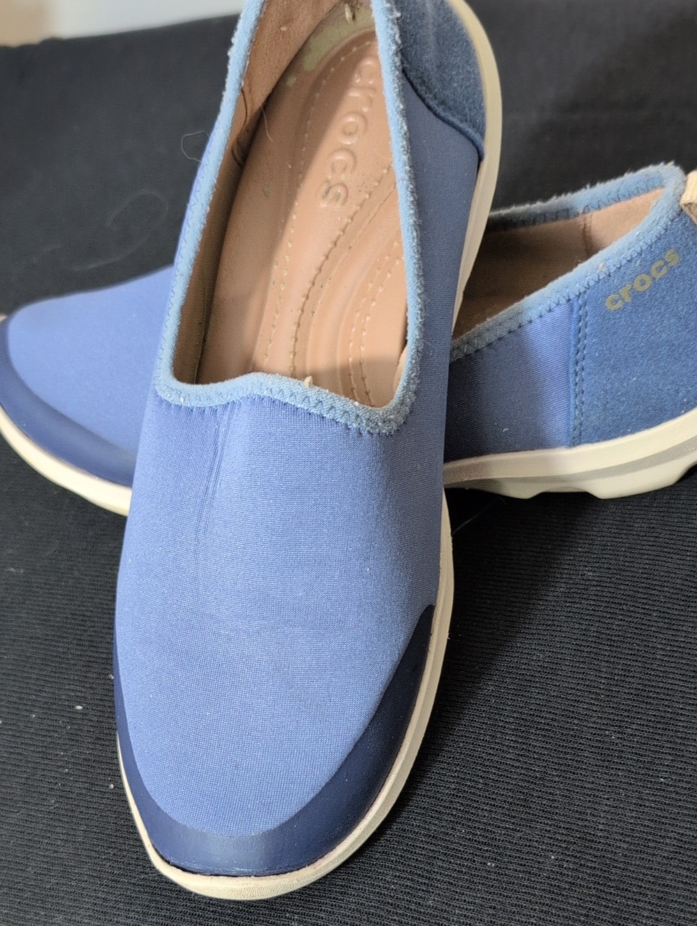 CROCS Slip-On Women's Mules in Periwinkle and Navy